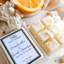 Load image into Gallery viewer, MARSHMALLOW &amp; SWEET CLEMENTINE | Preserved Calendula Infused Wax Melts
