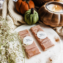 Load image into Gallery viewer, MARSHMALLOW &amp; GROUND CINNAMON | Preserved Cinnamon Bark Infused Wax Melts
