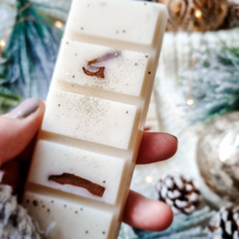 Load image into Gallery viewer, GINGERBREAD | Preserved Cinnamon Bark Infused Wax Melts
