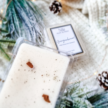 Load image into Gallery viewer, GINGERBREAD | Preserved Cinnamon Bark Infused Wax Melts
