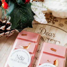 Load image into Gallery viewer, MULLED WINE | Preserved Cinnamon, Clove &amp; Orange Infused Wax Melts
