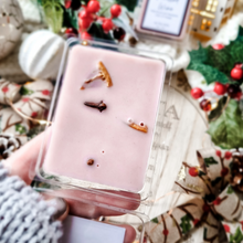 Load image into Gallery viewer, MULLED WINE | Preserved Cinnamon, Clove &amp; Orange Infused Wax Melts
