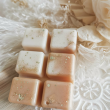 Load image into Gallery viewer, LAVISH LAUNDRY | 24K Gold Leaf Infused Wax Melts
