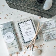 Load image into Gallery viewer, INVICTUS HOMME | Silver Leaf &amp; Moonstone Crystal Infused Wax Melts
