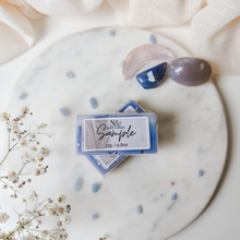 Load image into Gallery viewer, CLOUDBERRY &amp; LYCHEE | Angelite Crystal Infused Wax Melts
