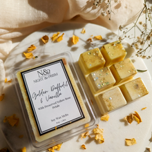 Load image into Gallery viewer, GOLDEN DAFFODIL &amp; VANILLA | Preserved Yellow Rose Petals Infused Wax Melts
